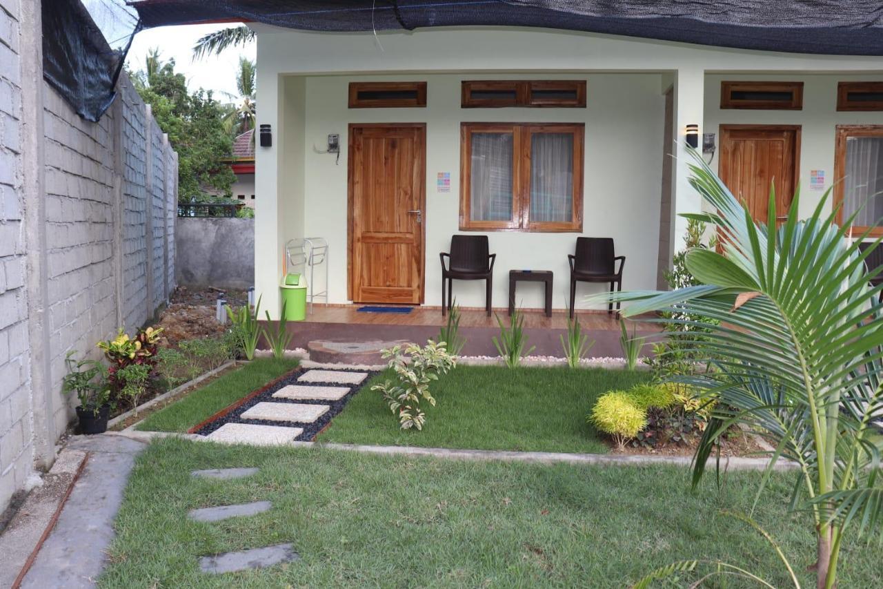 Room 212 Kuta  Extérieur photo